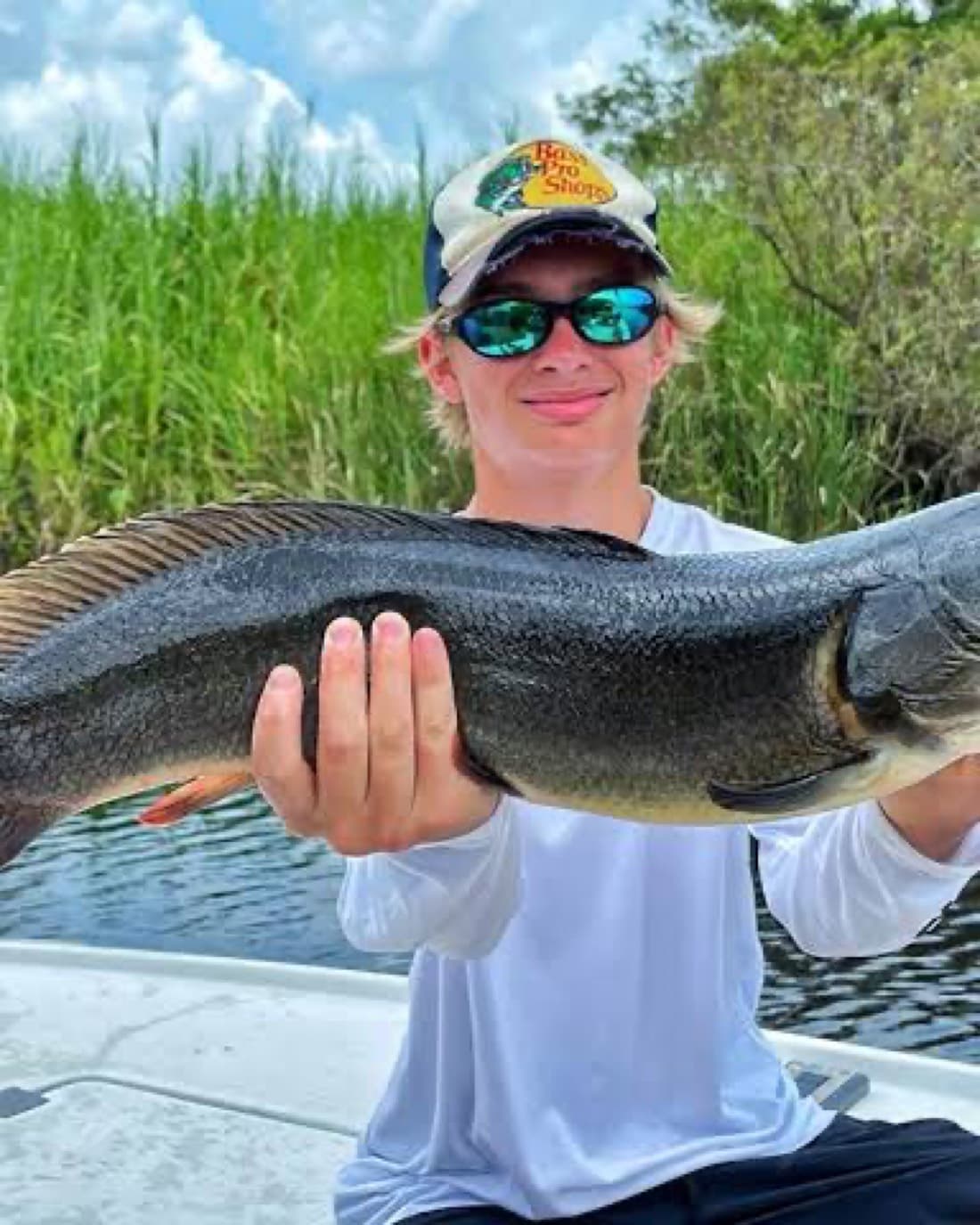 Bowfin catch, 28.5 inches
